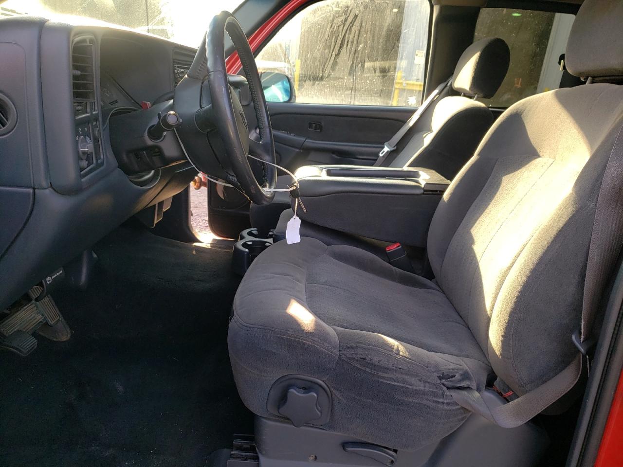 2002 Chevrolet Silverado - Image 7
