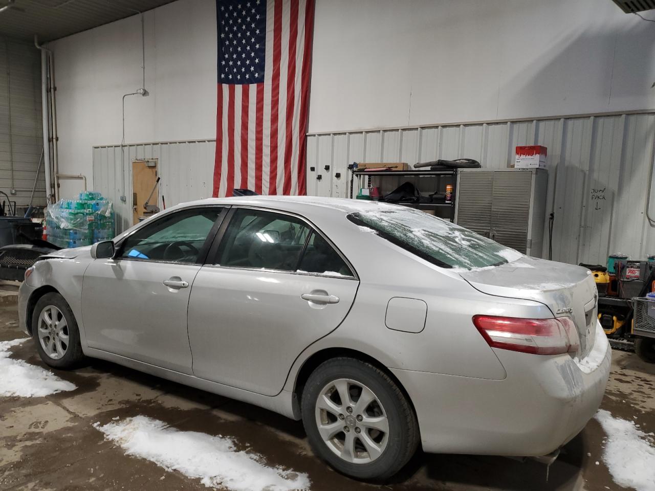 2011 Toyota Camry - Image 2