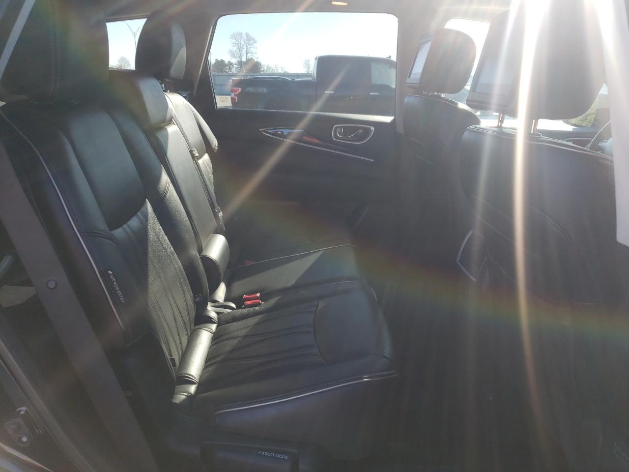 2020 Infiniti QX60 - Image 11