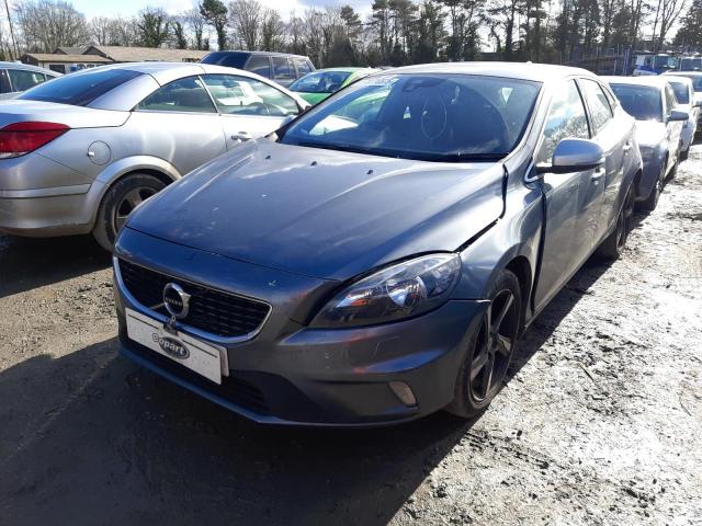 2016 VOLVO V40 R-DESI for sale at Copart WOLVERHAMPTON