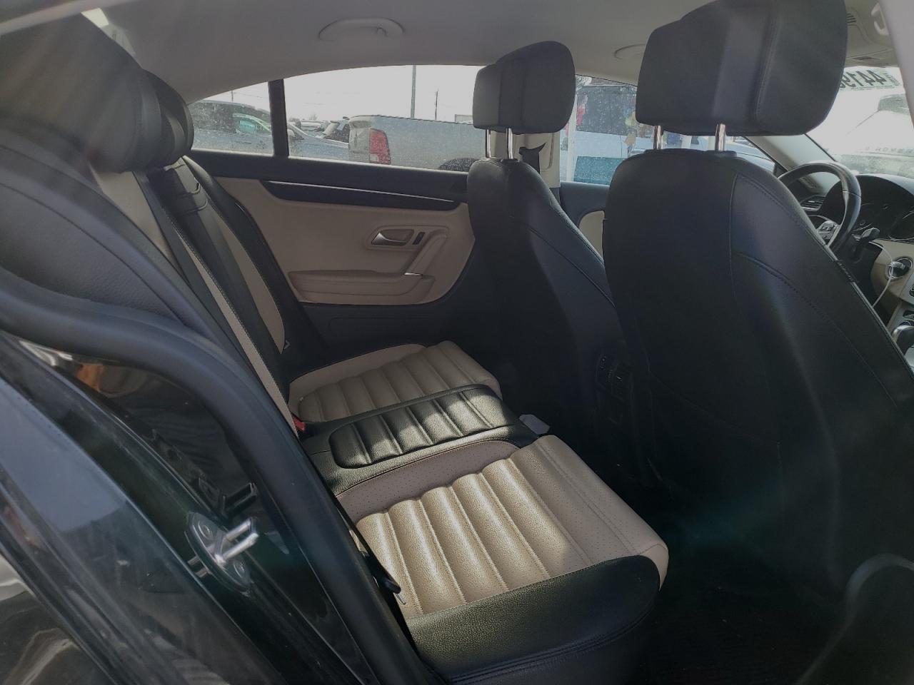 2017 Volkswagen Passat CC - Image 10