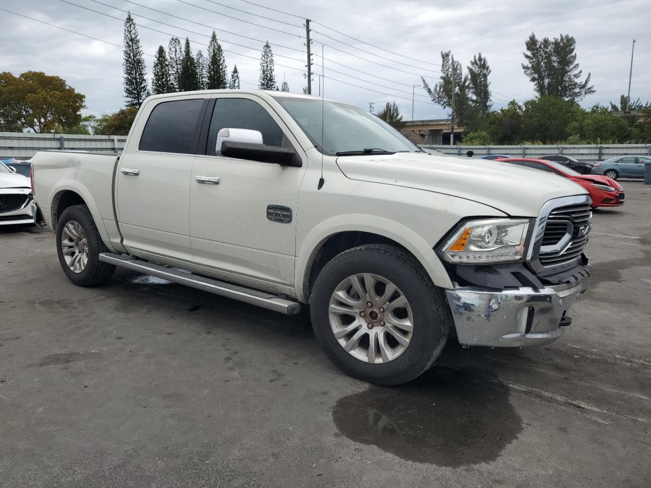 2018 RAM 1500 - Image 4