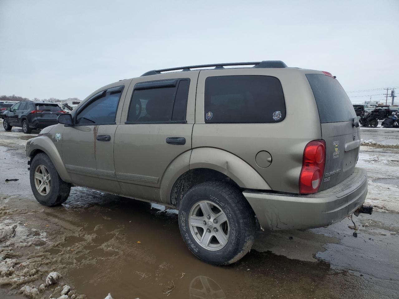 2004 Dodge Durango - Image 2