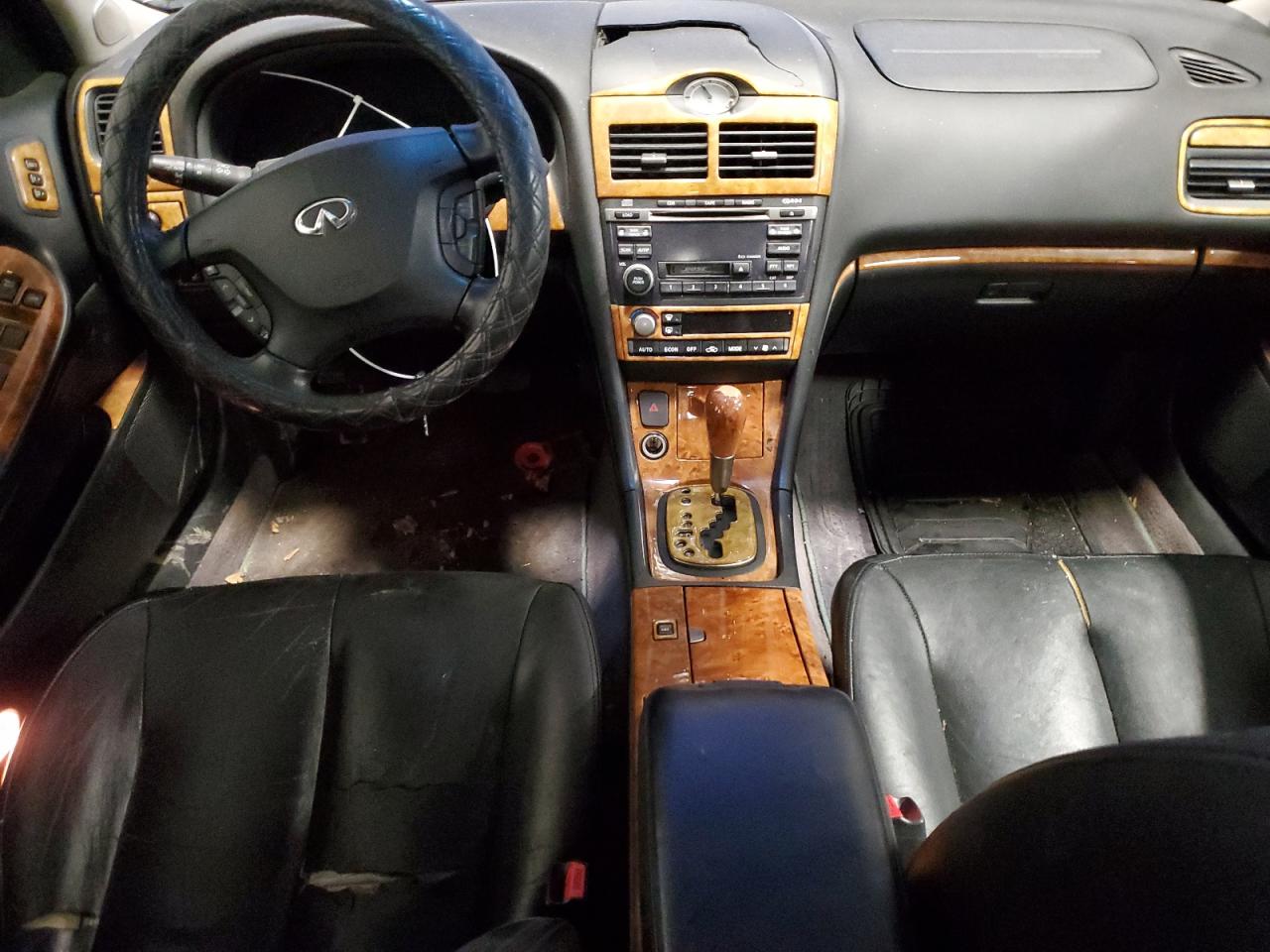 2004 Infiniti I - Image 8