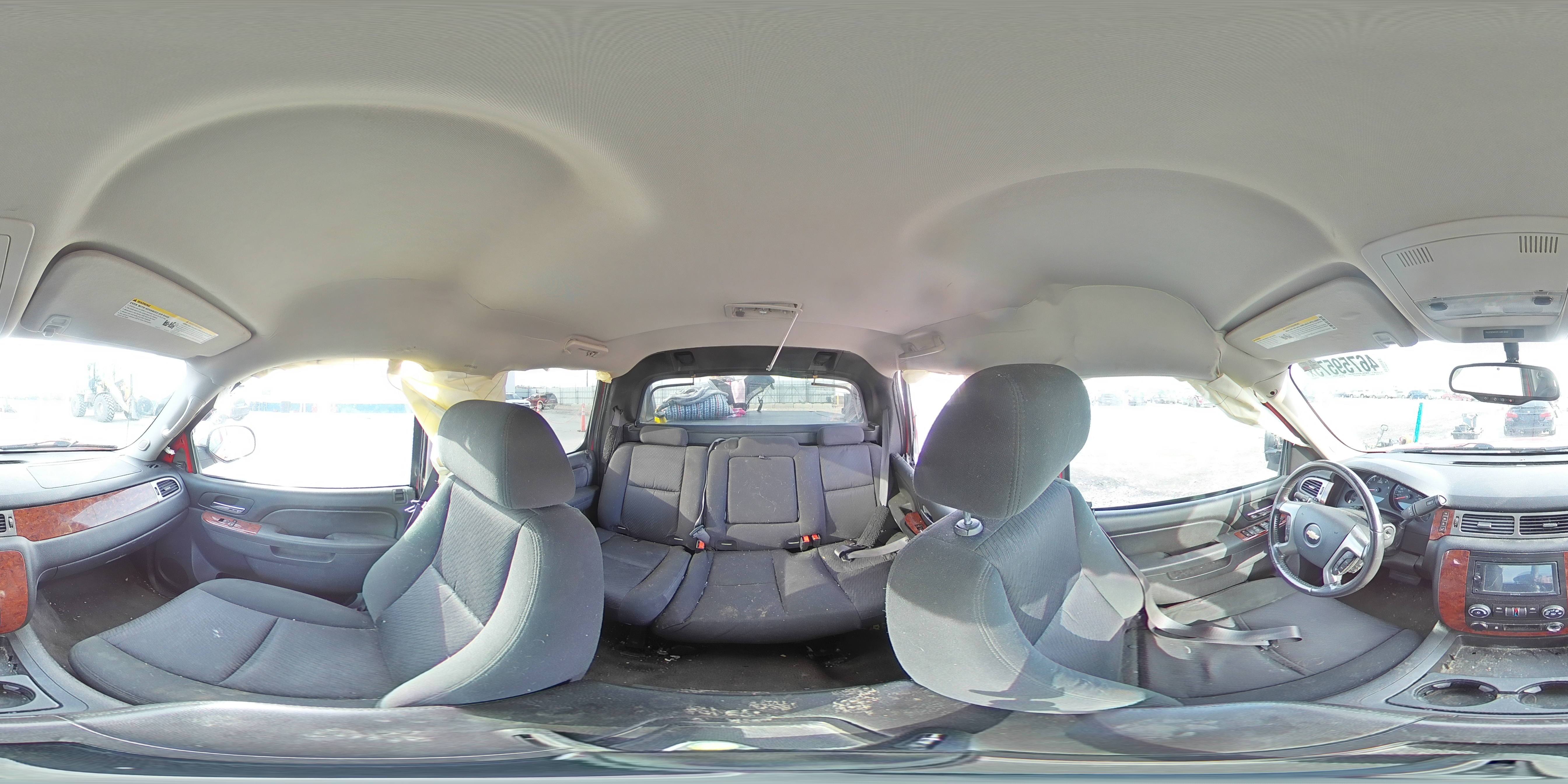 2012 Chevrolet Avalanche - Image 13