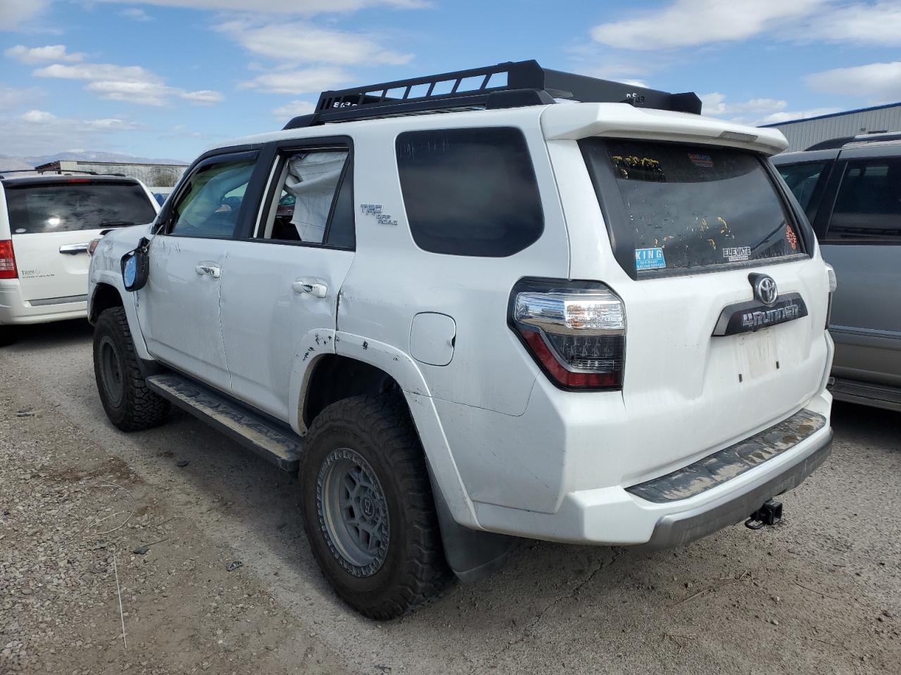 2022 Toyota 4Runner - Image 2