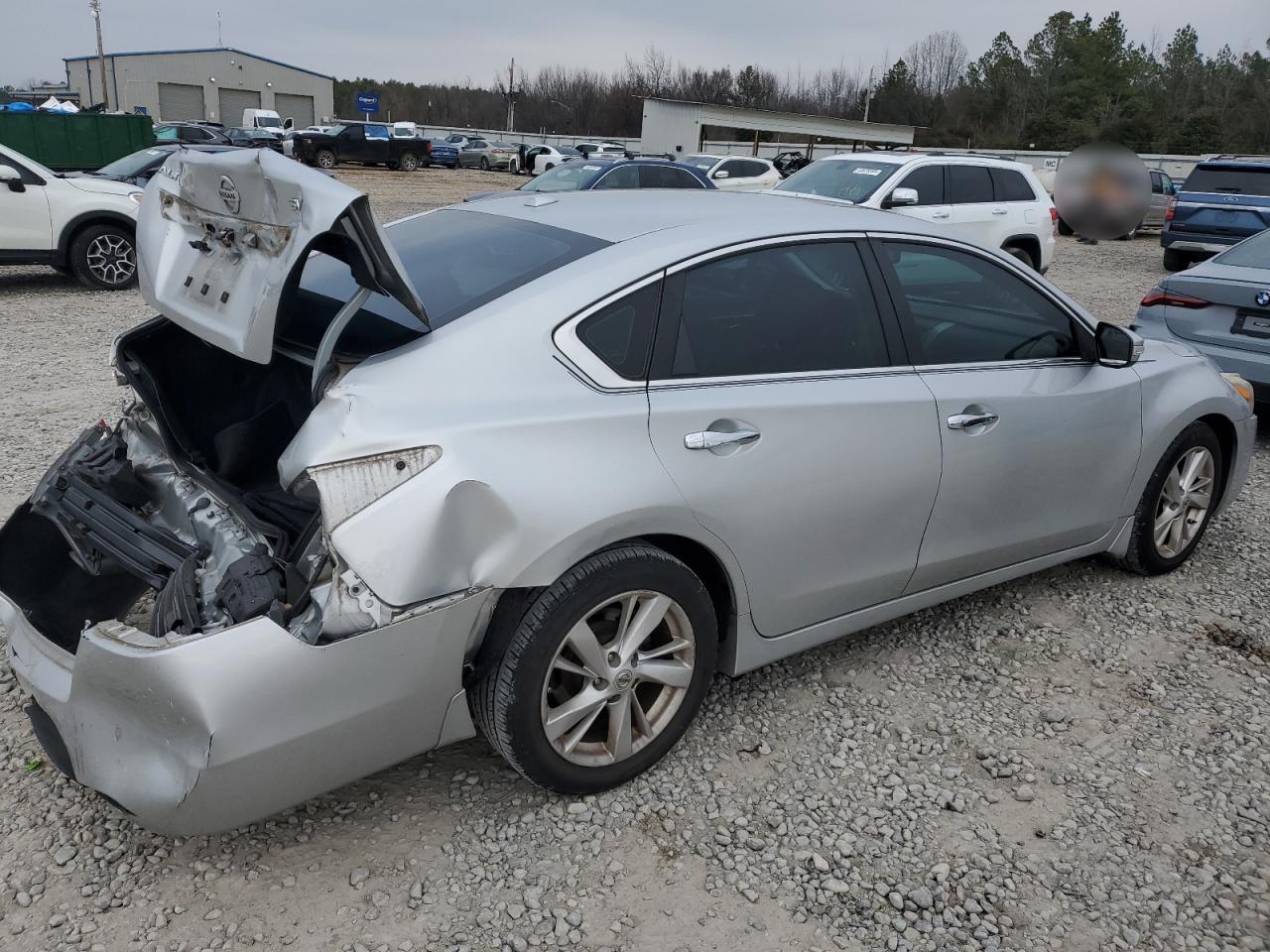 2015 Nissan Altima - Image 3