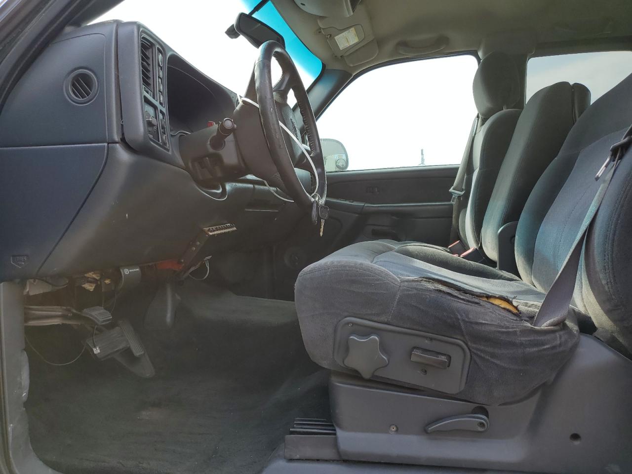 2001 Chevrolet Silverado - Image 7