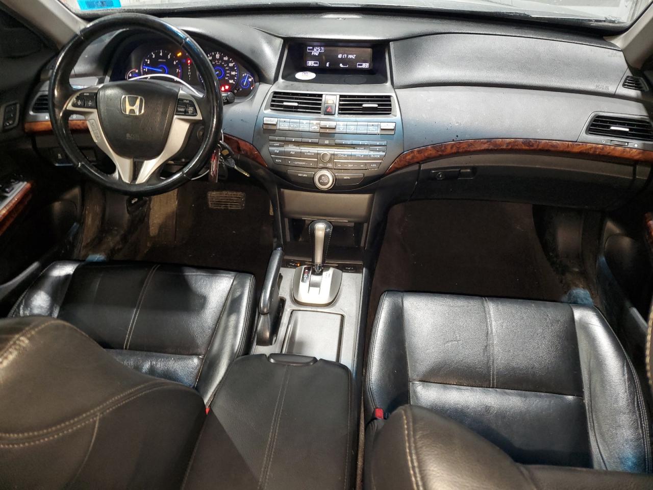 2010 Honda Accord - Image 8