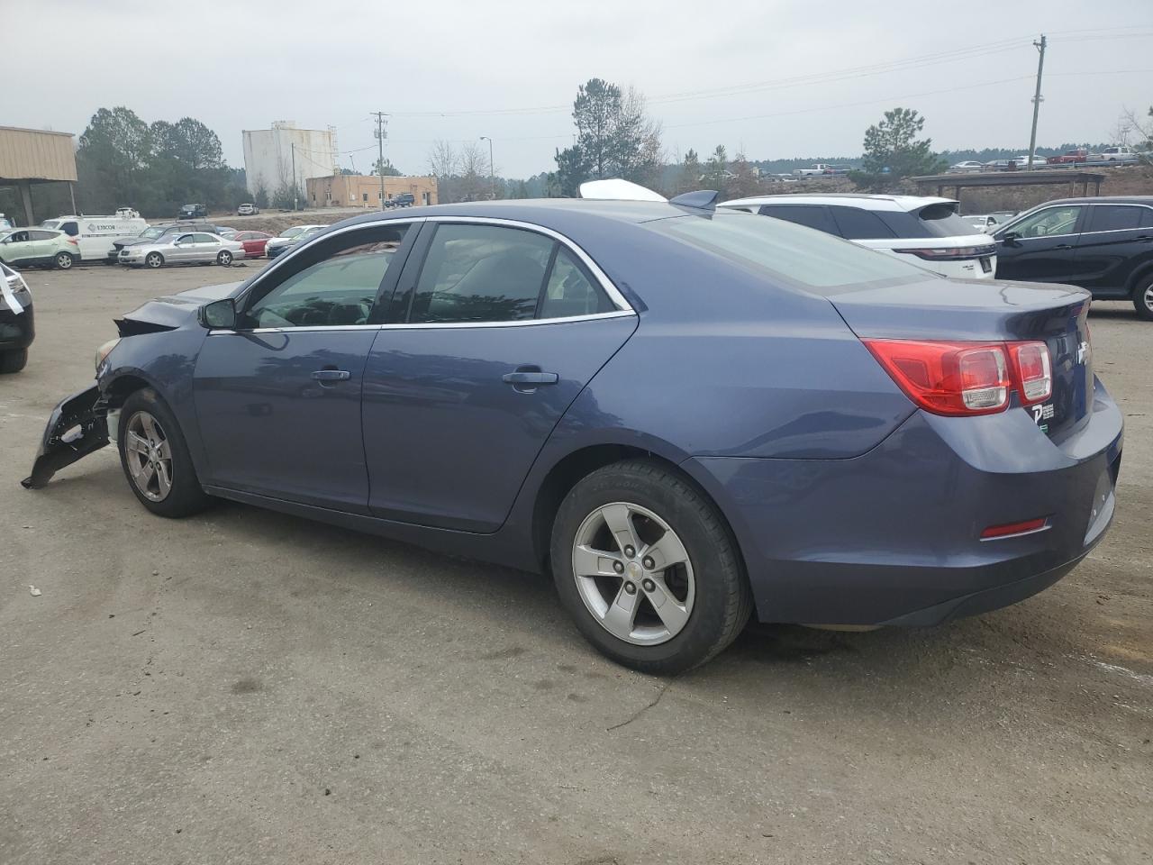 2015 Chevrolet Malibu - Image 2