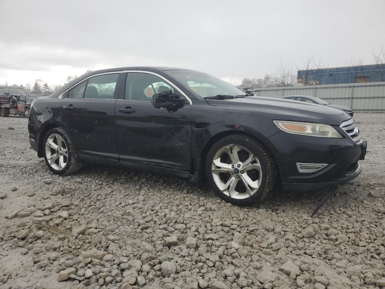 2010 Ford Taurus - Image 4