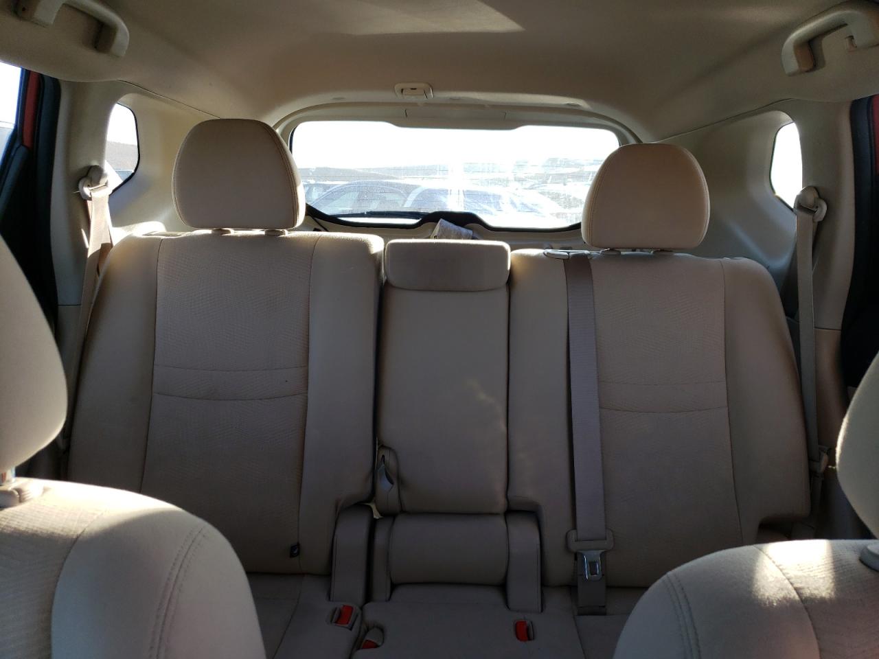 2016 Nissan Rogue - Image 10