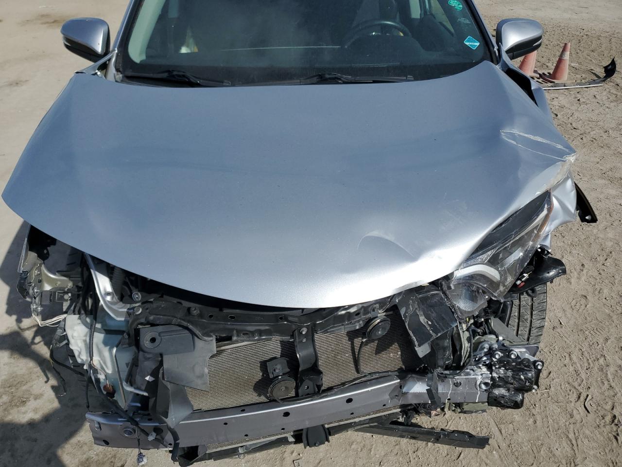 2018 Toyota RAV 4 - Image 12
