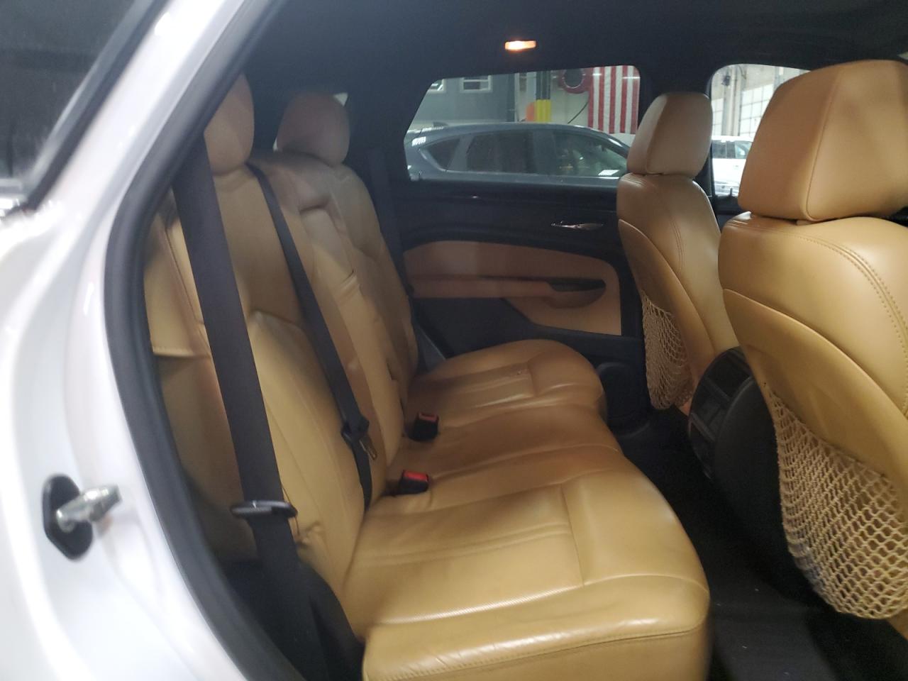 2016 Cadillac SRX - Image 11