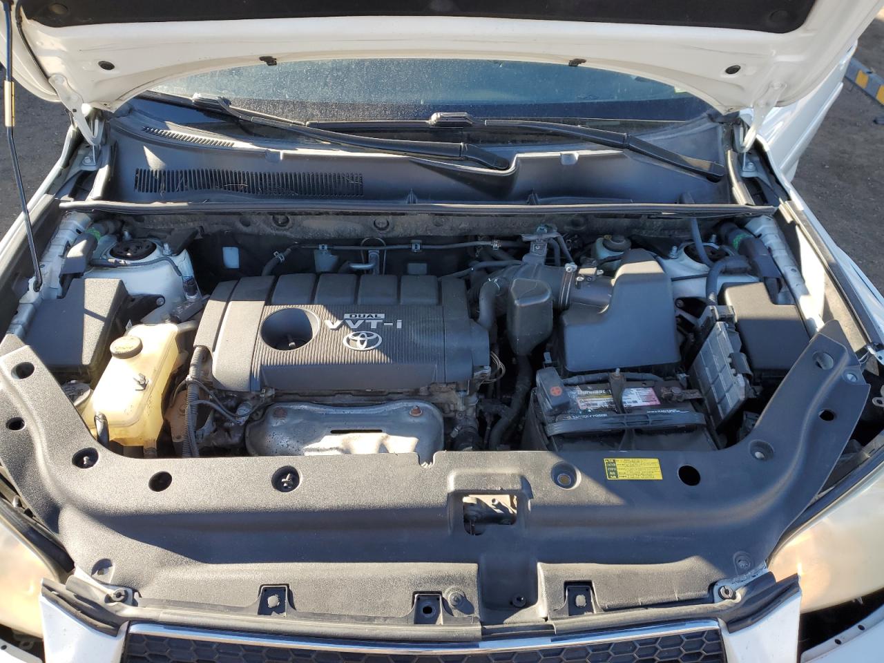2010 Toyota RAV 4 - Image 11