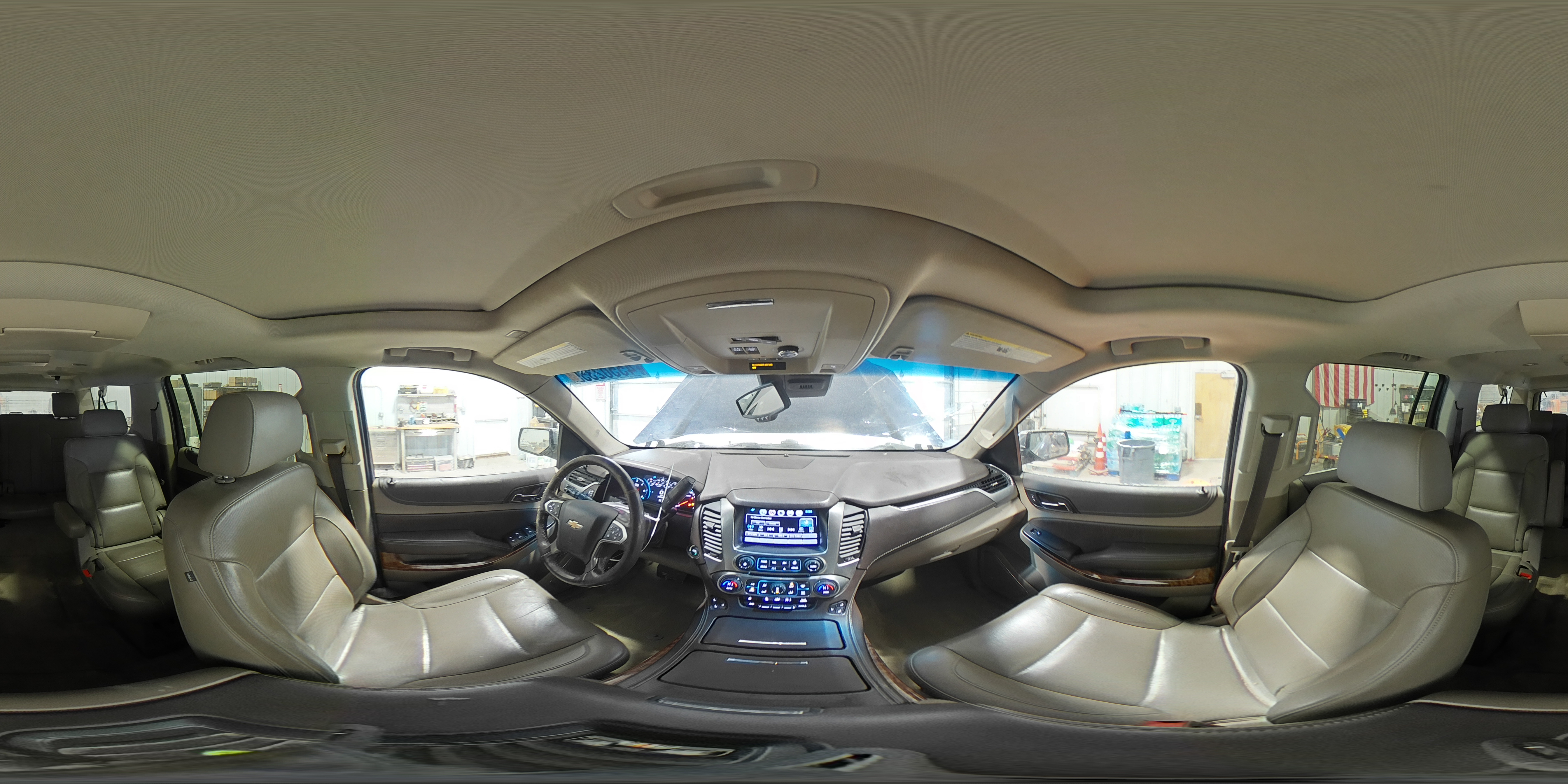 2017 Chevrolet Suburban - Image 14