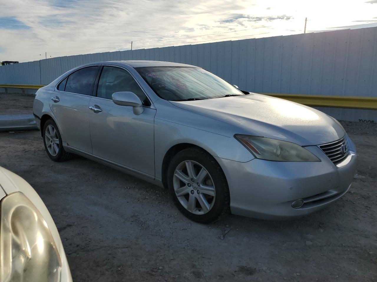 2009 Lexus ES - Image 4