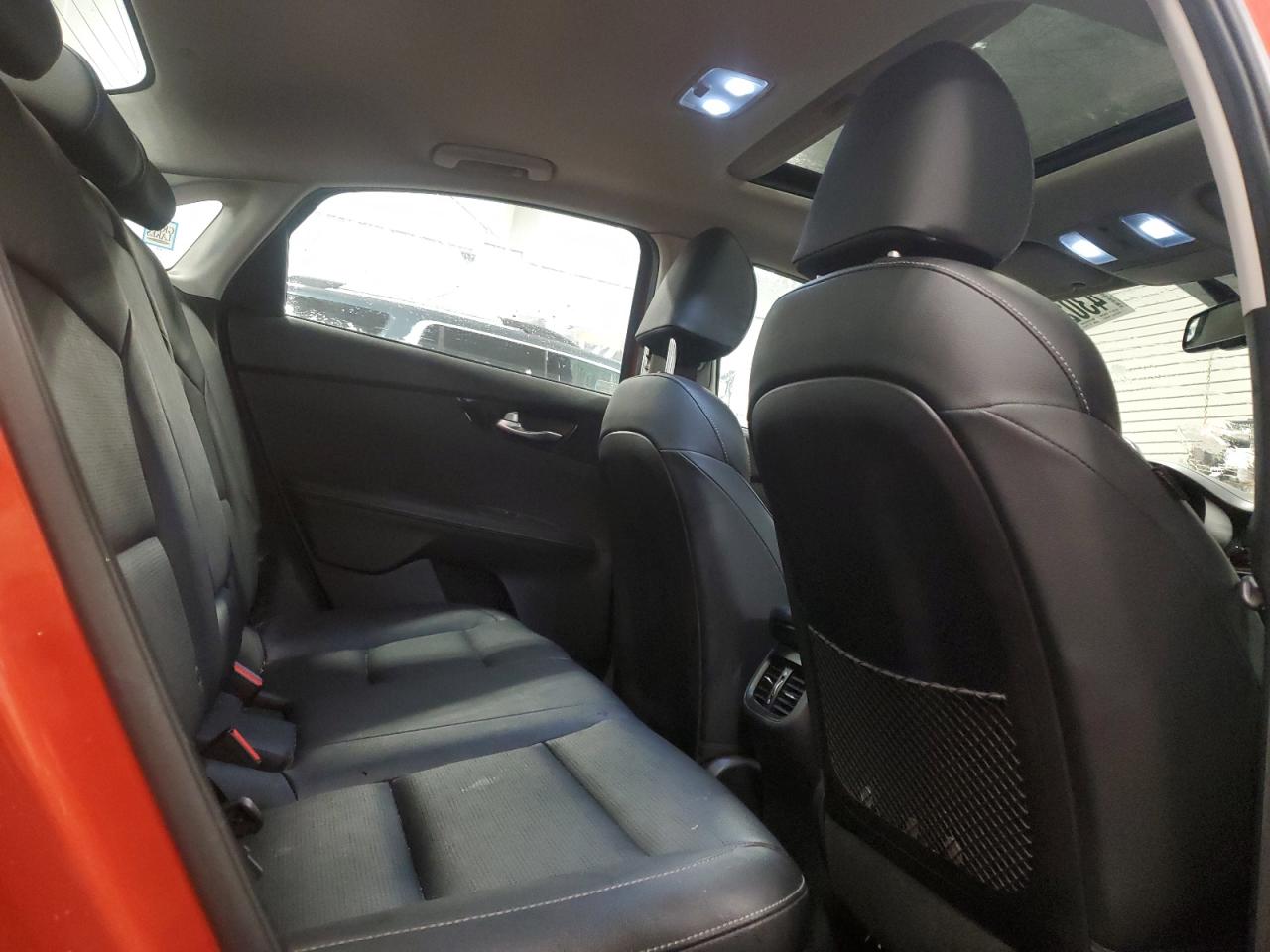 2019 Kia Forte - Image 10
