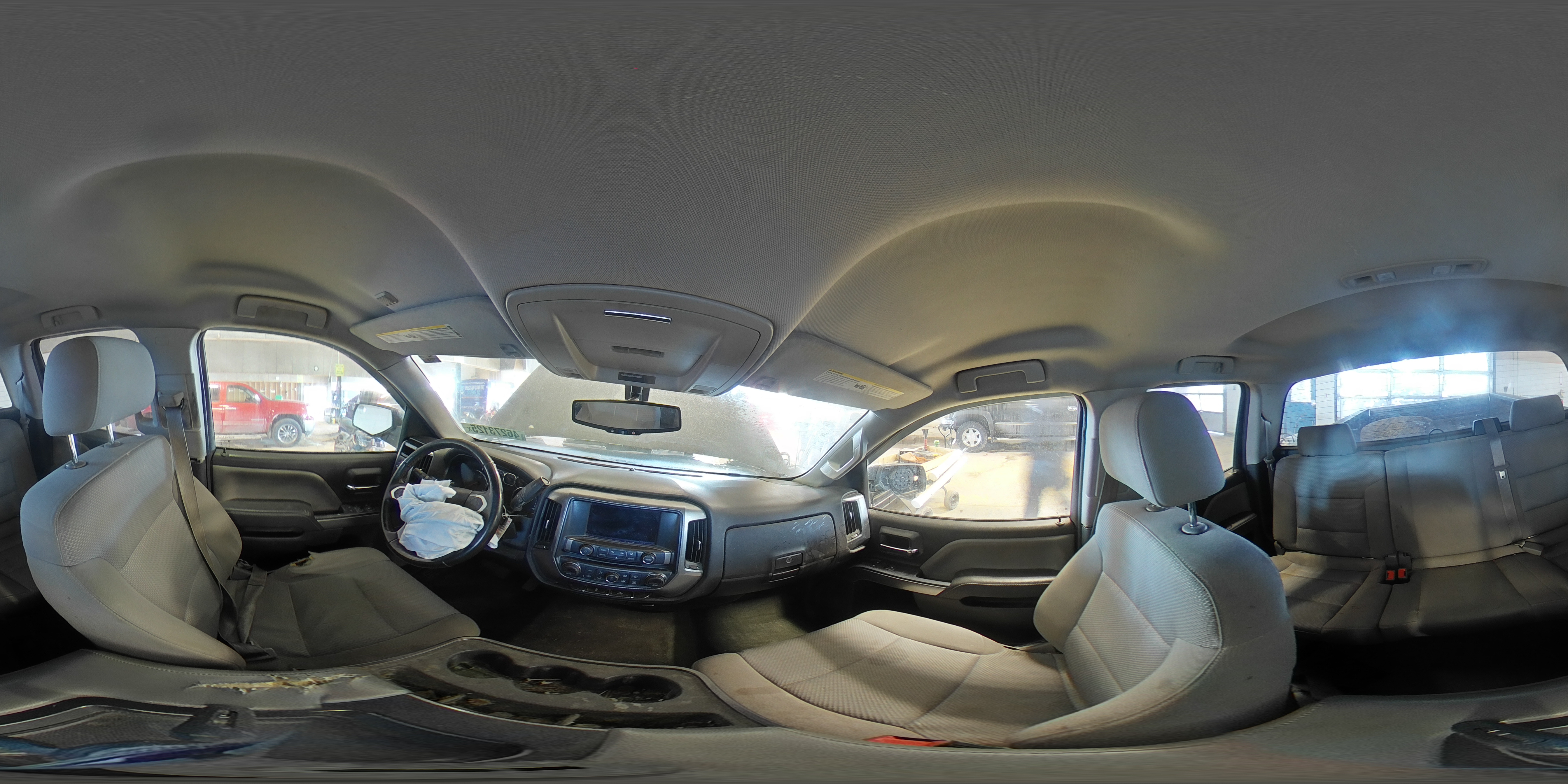 2015 Chevrolet Silverado - Image 12