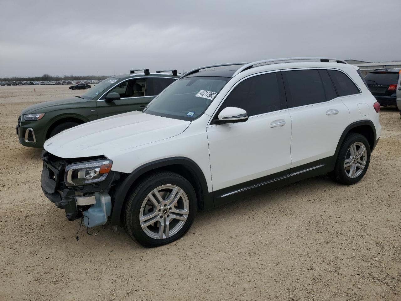 2020 Mercedes-Benz GLB - Image 1