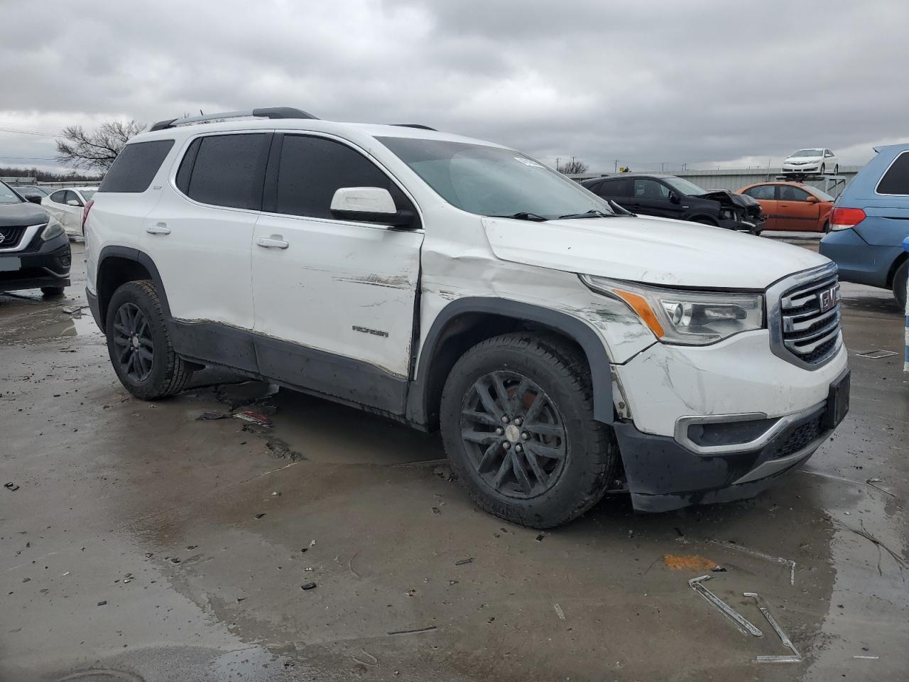 2019 GMC Acadia - Image 4