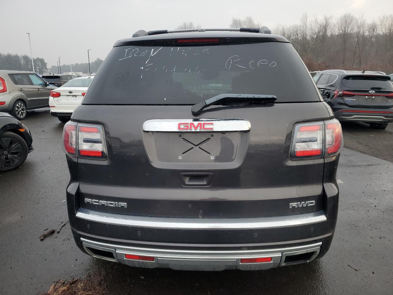 2016 GMC Acadia - Image 6