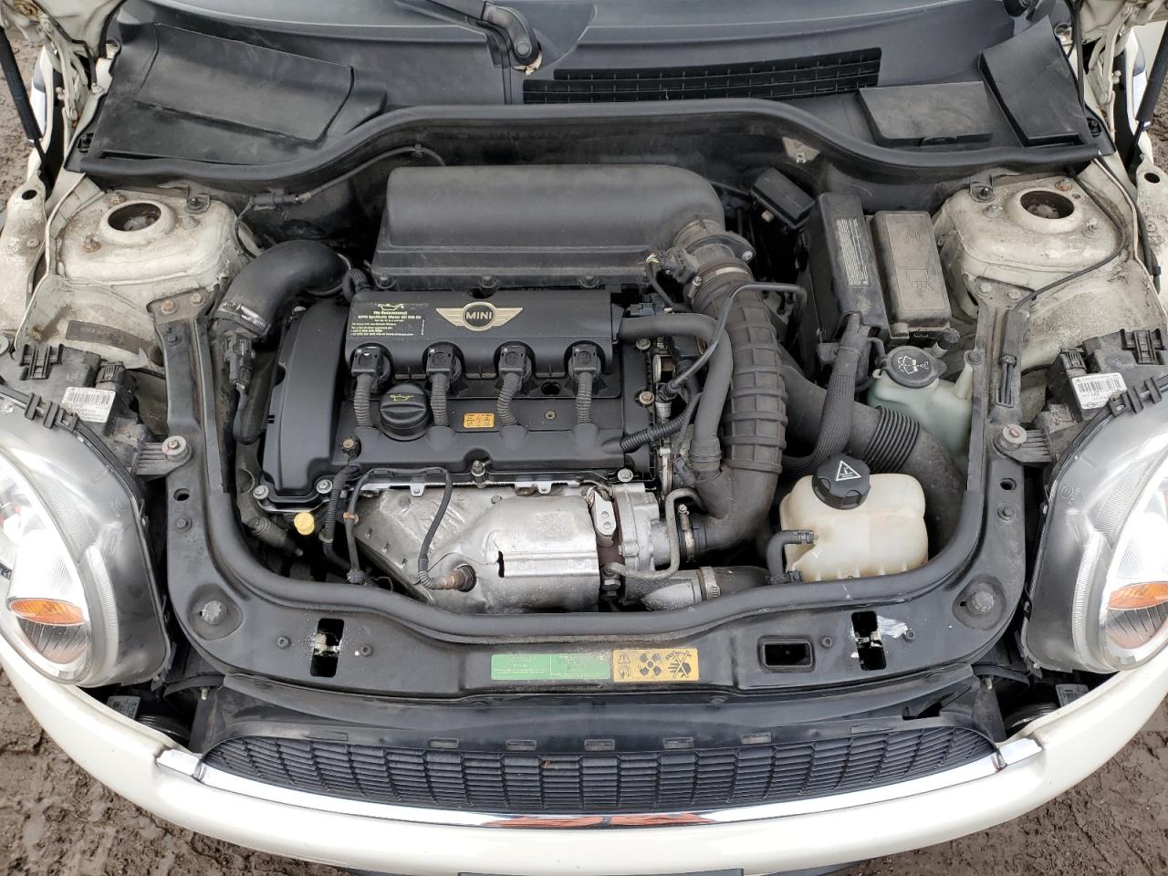 2009 MINI Cooper - Image 11