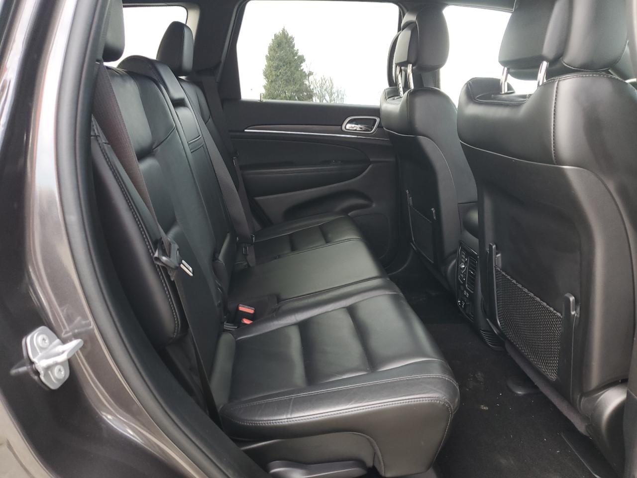 2020 Jeep Grand Cherokee - Image 11