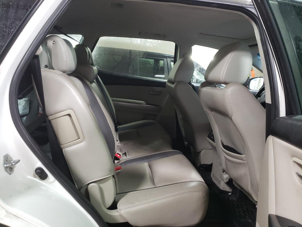 2010 Mazda CX-9 - Image 10