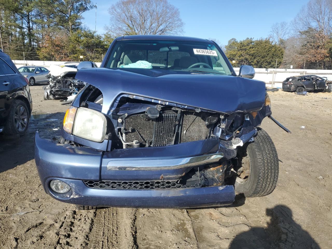 2004 Toyota Tundra - Image 5