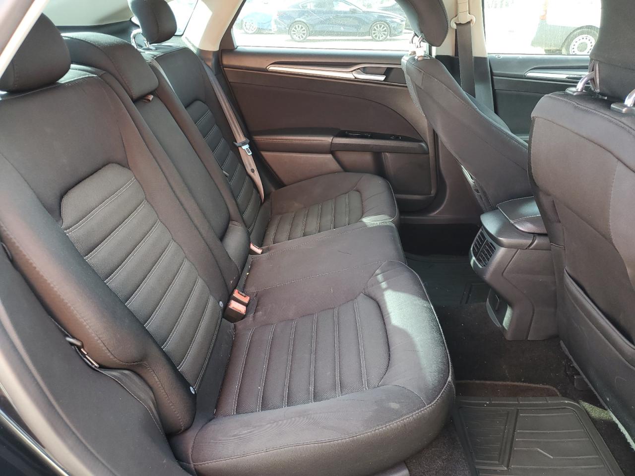 2014 Ford Fusion - Image 10