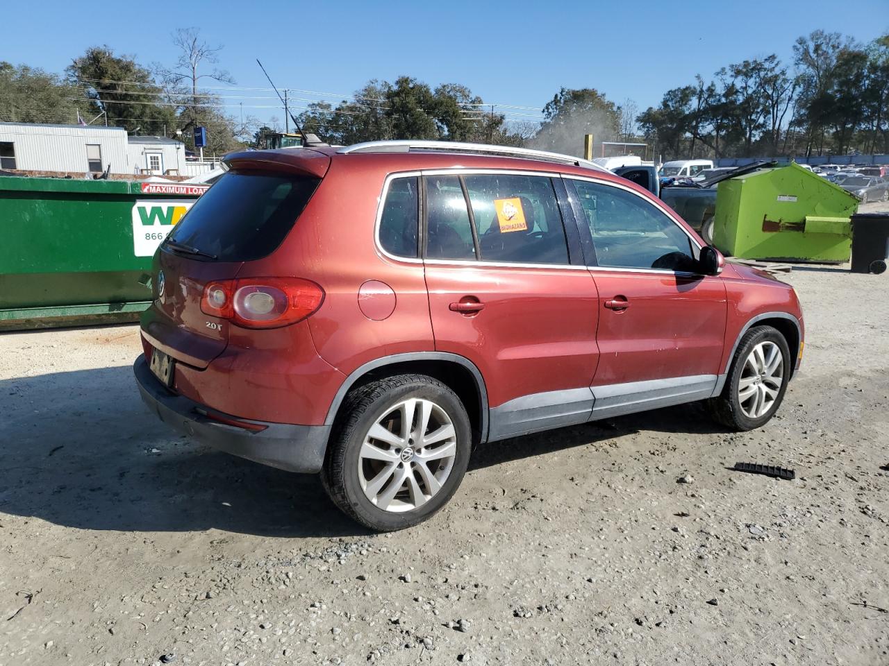 2010 Volkswagen Tiguan - Image 3