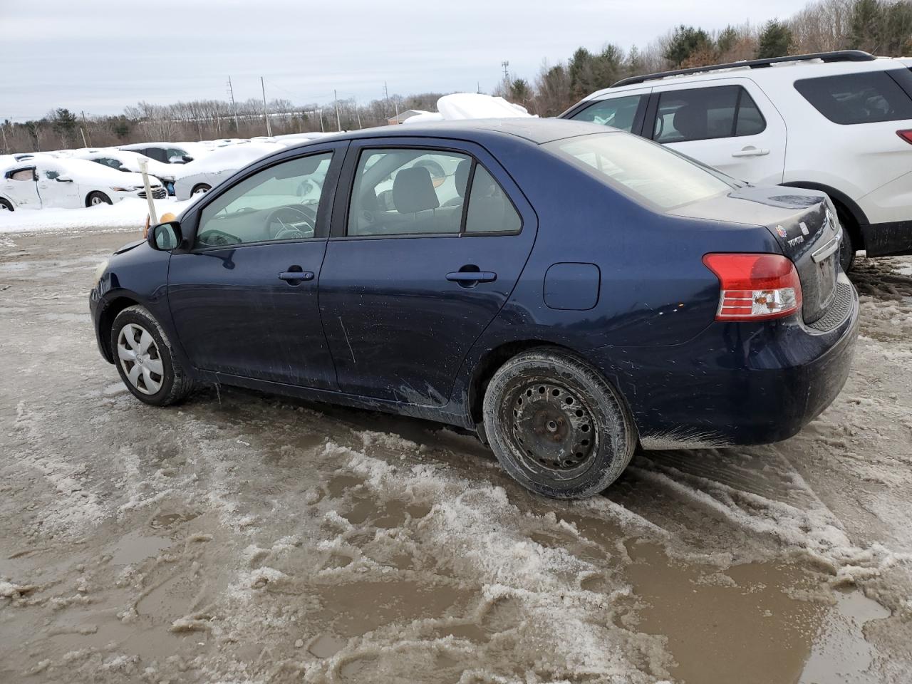 2007 Toyota Yaris - Image 2