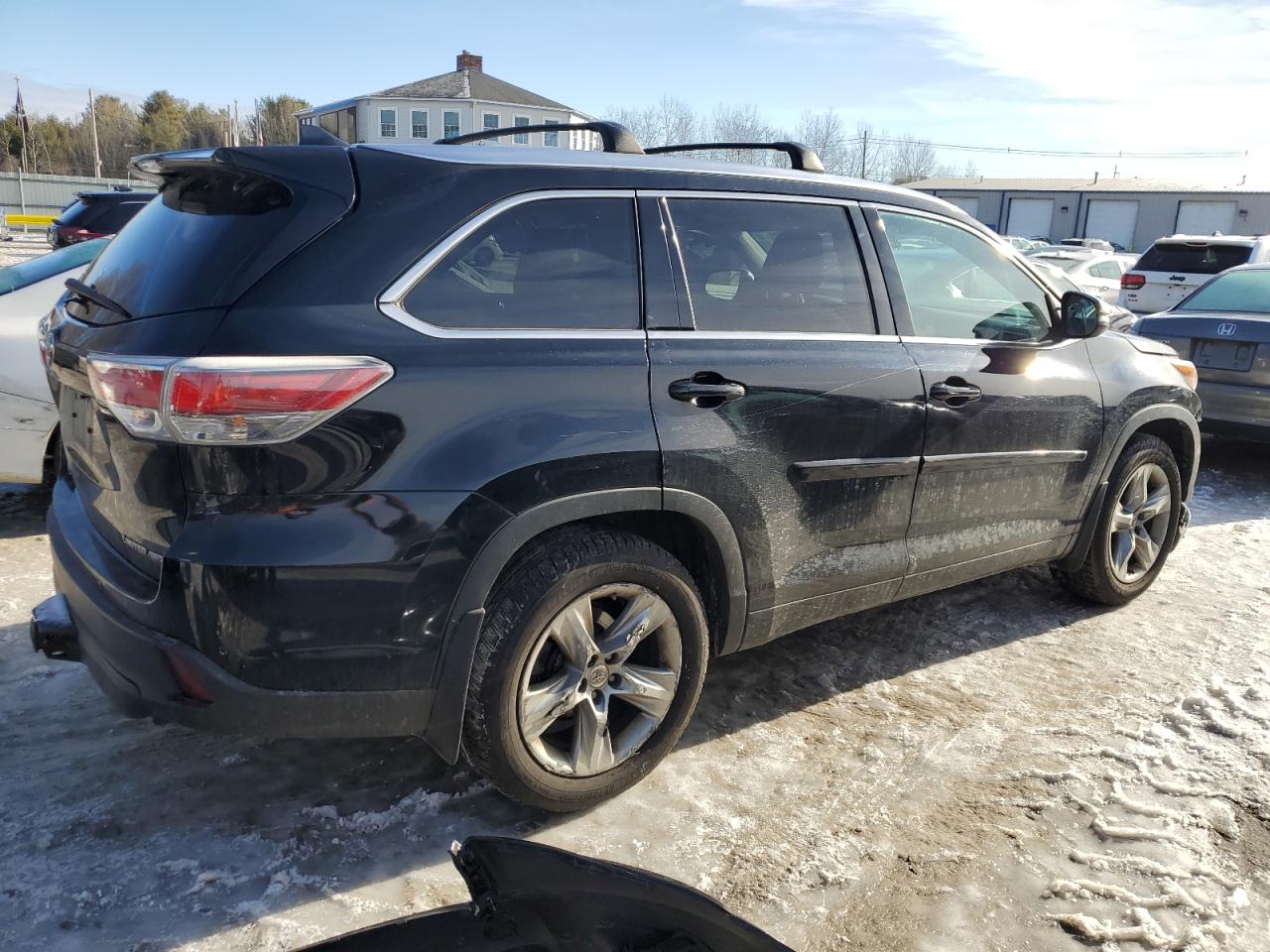 2015 Toyota Highlander - Image 3