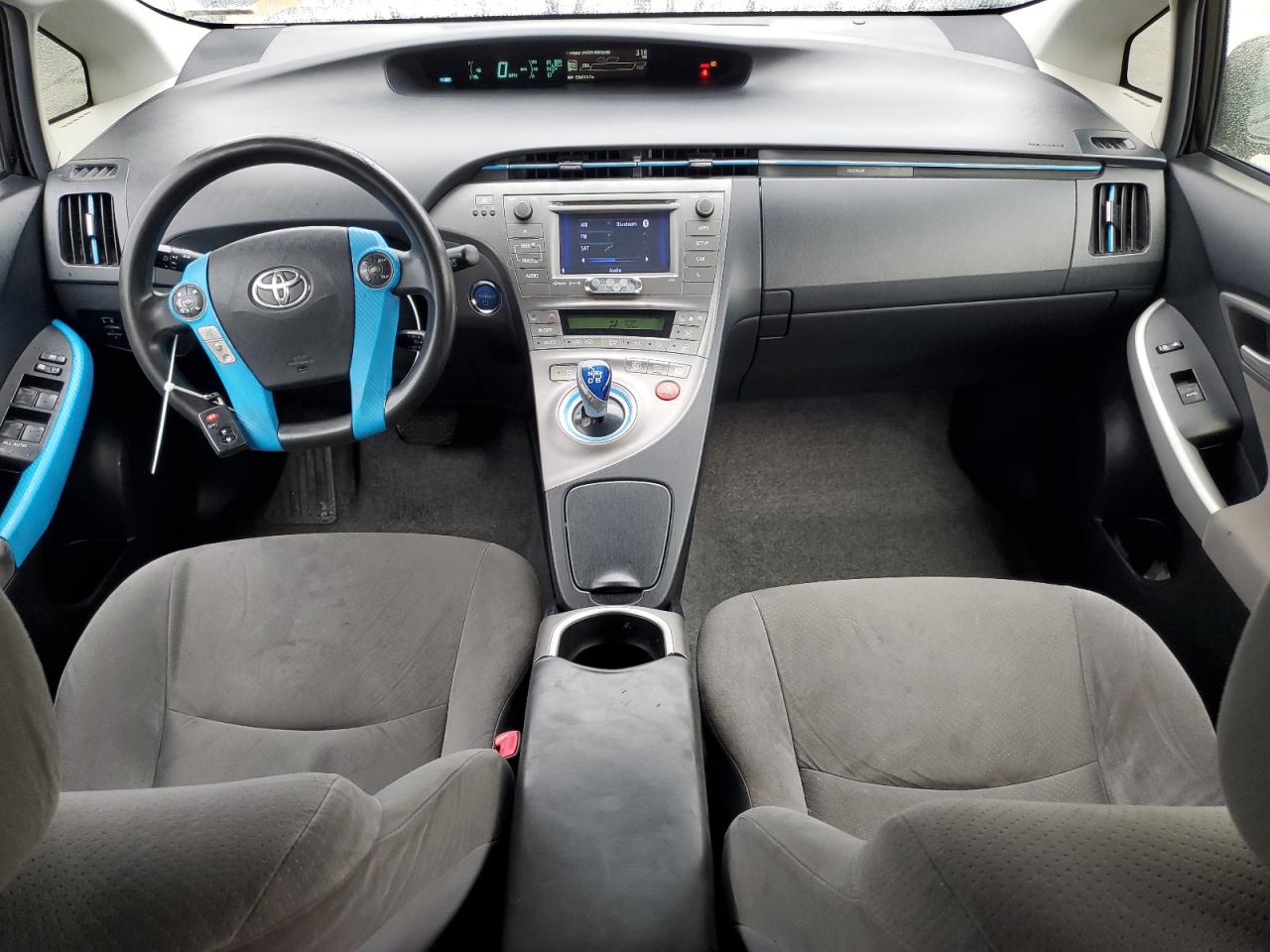 2012 Toyota Prius - Image 8