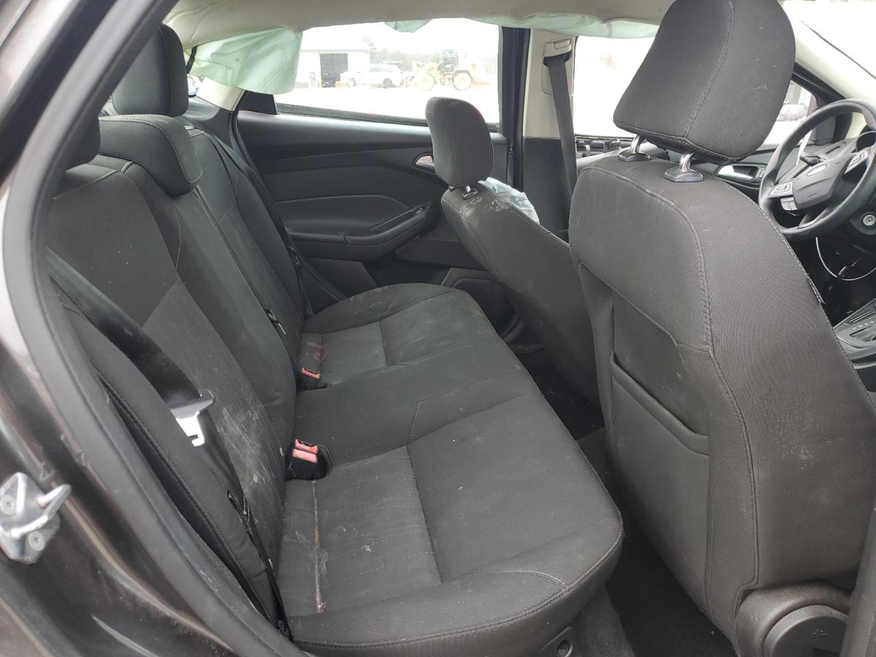 2015 Ford Focus - Image 10