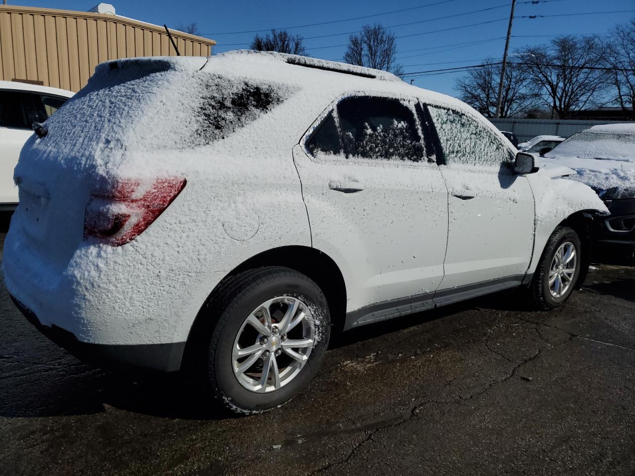 2017 Chevrolet Equinox - Image 3