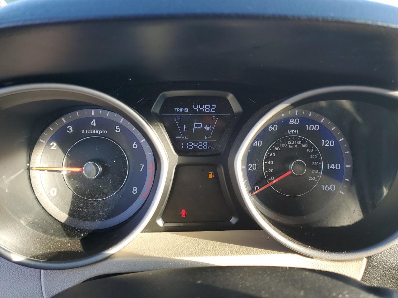 2014 Hyundai Elantra - Image 9