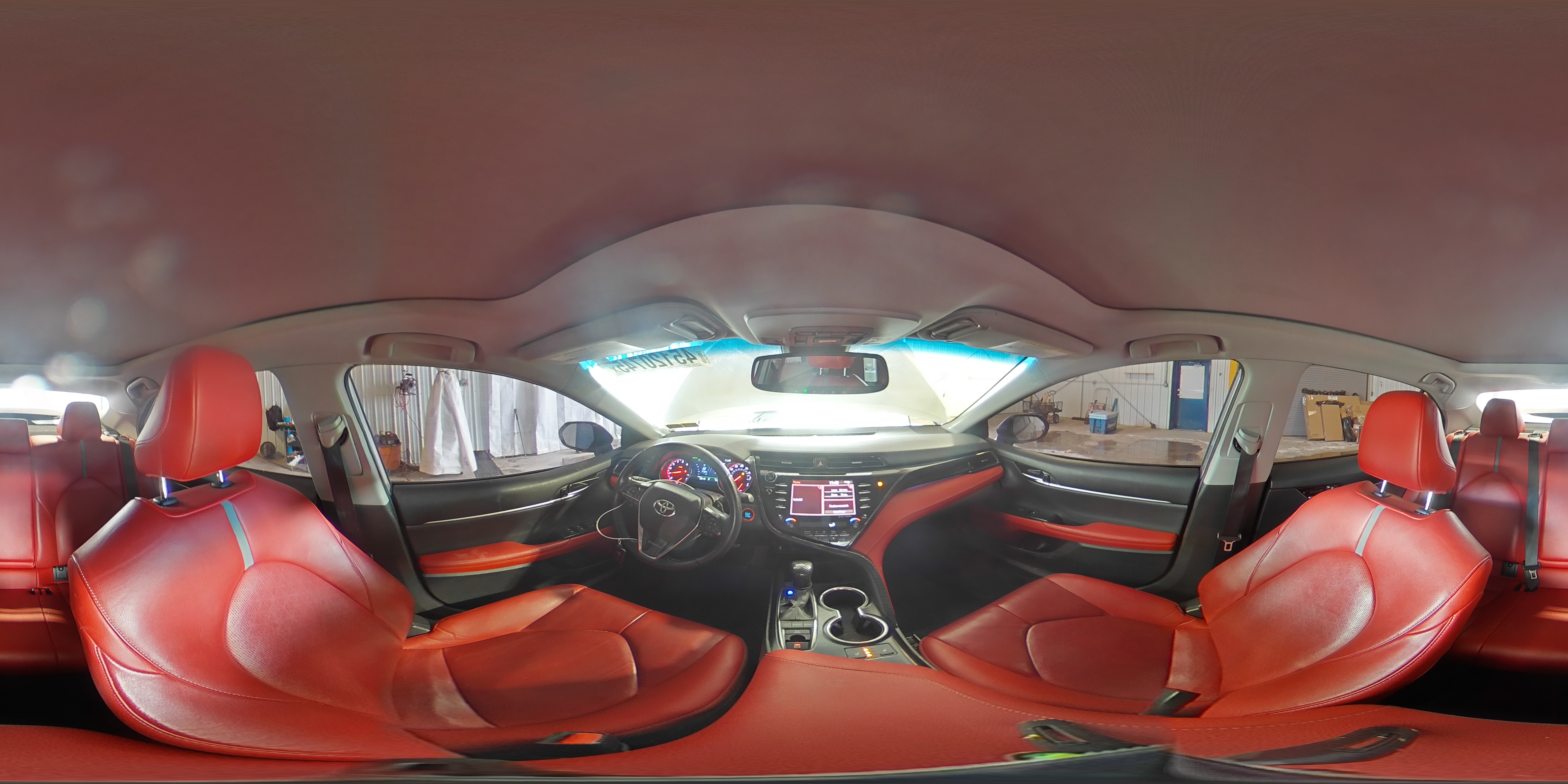 2020 Toyota Camry - Image 15