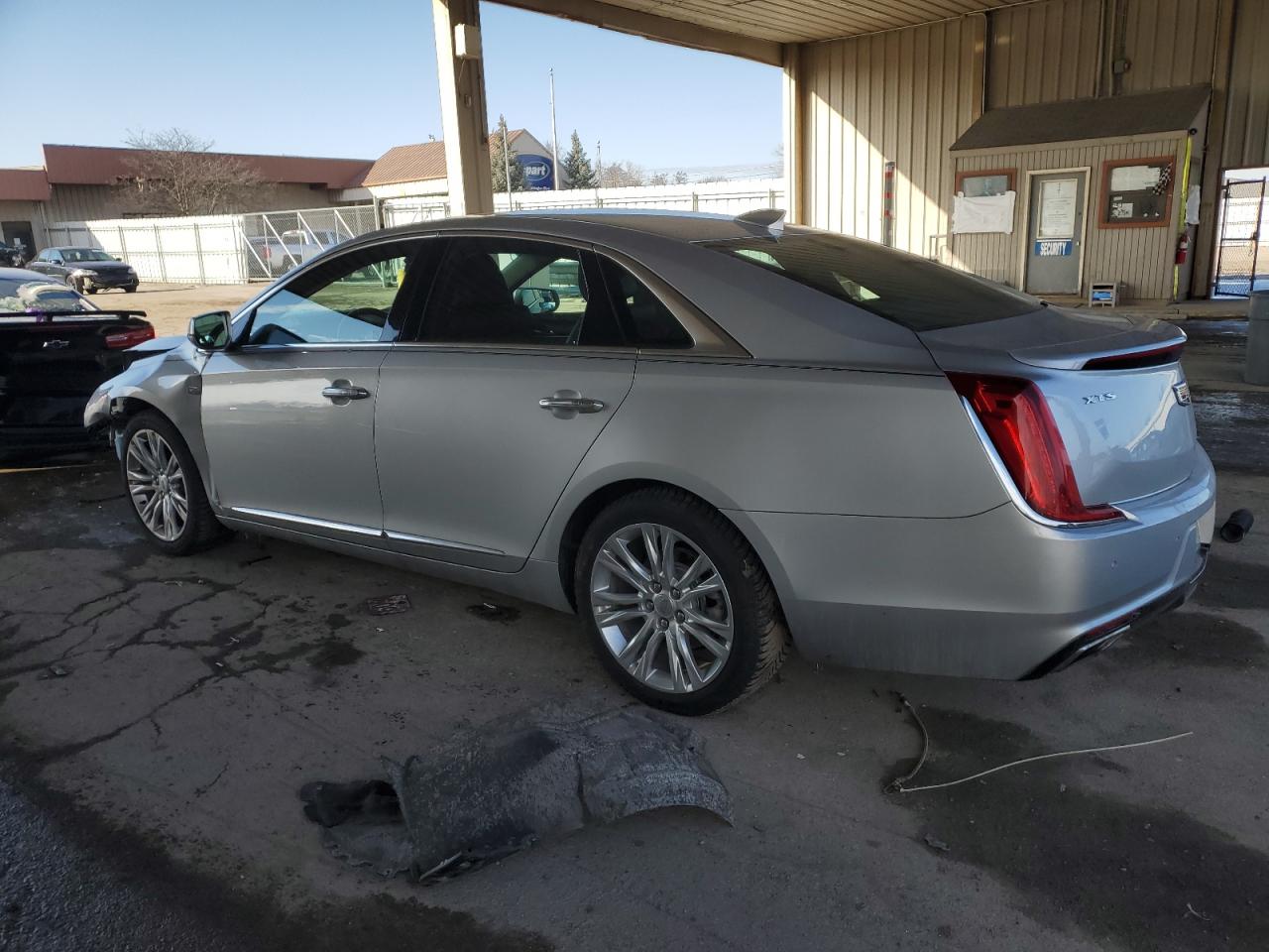 2019 Cadillac XTS - Image 2