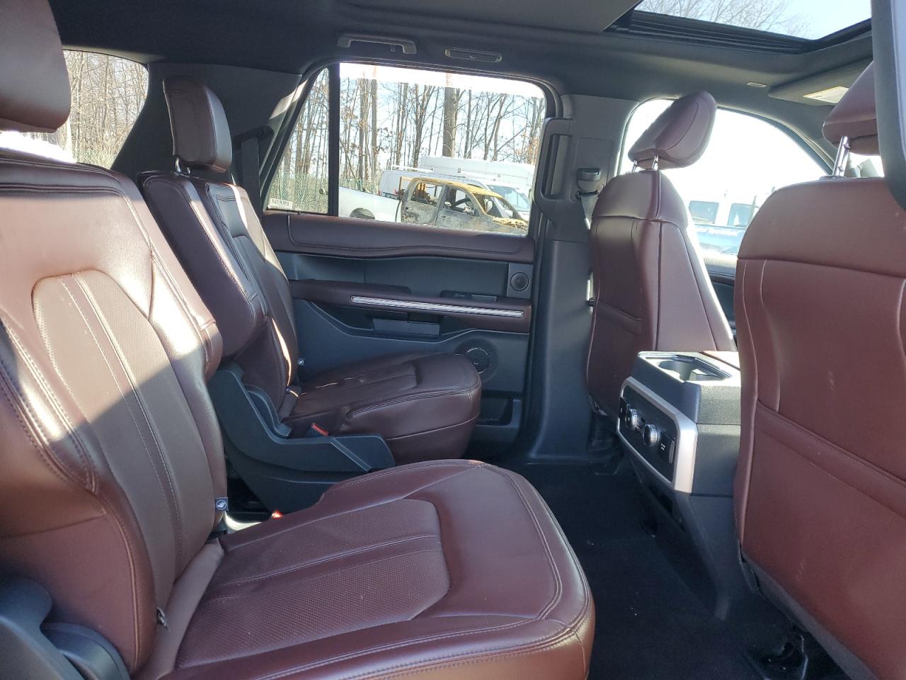 2023 Ford Expedition - Image 11