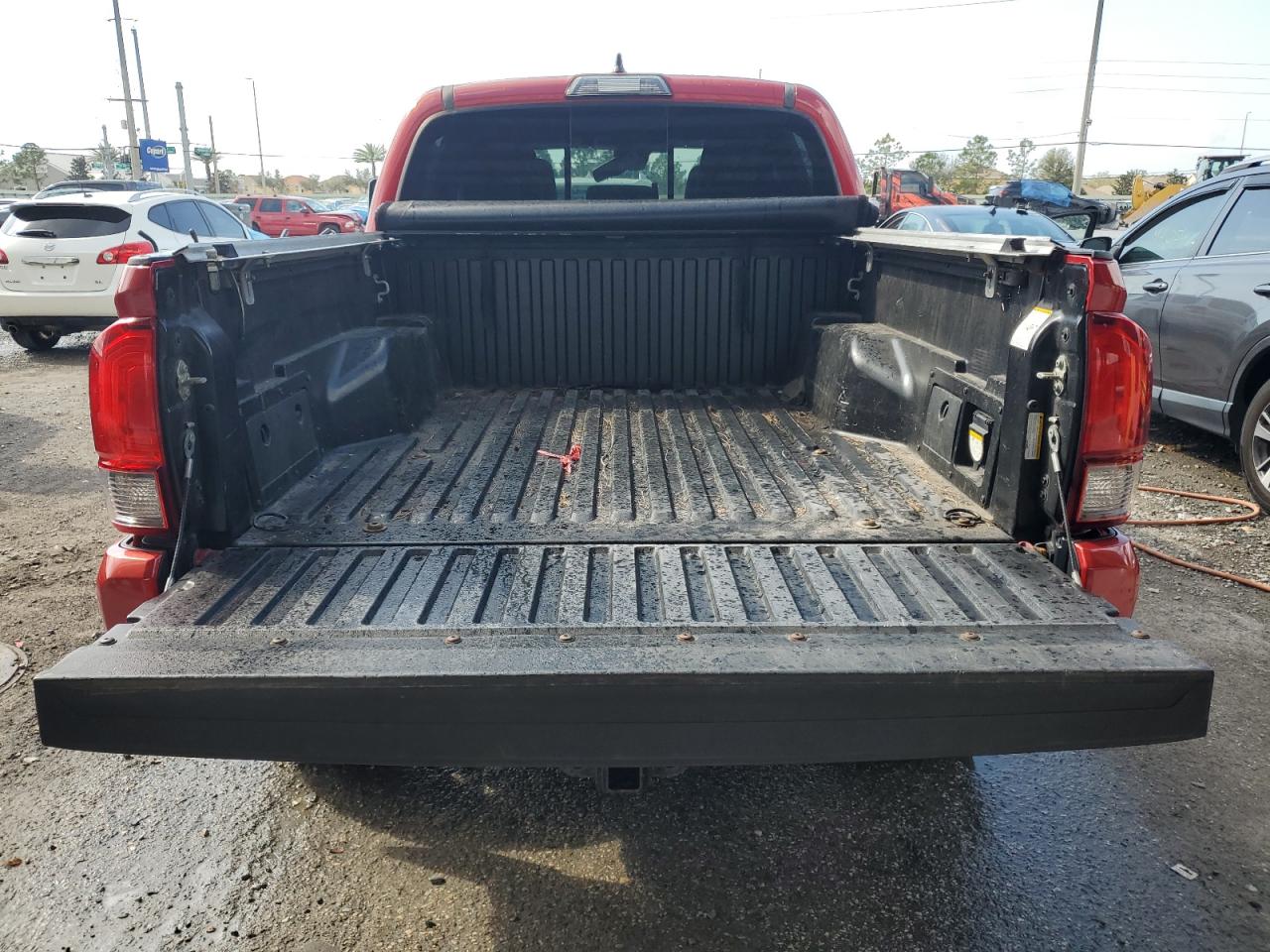 2018 Toyota Tacoma - Image 6