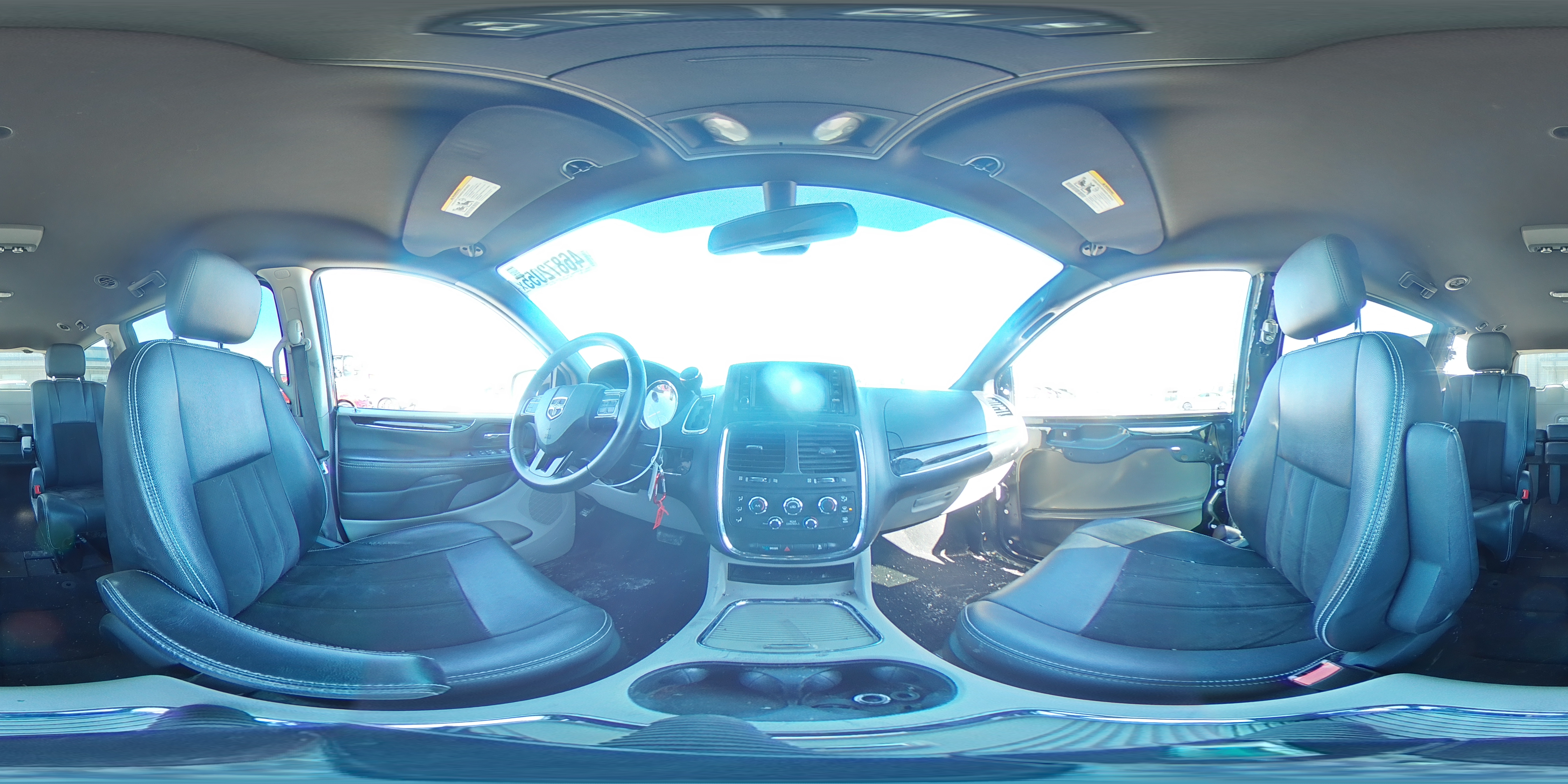 2019 Dodge Caravan - Image 14