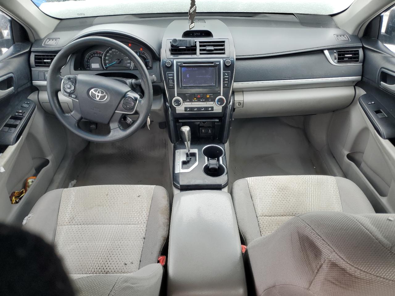 2014 Toyota Camry - Image 8