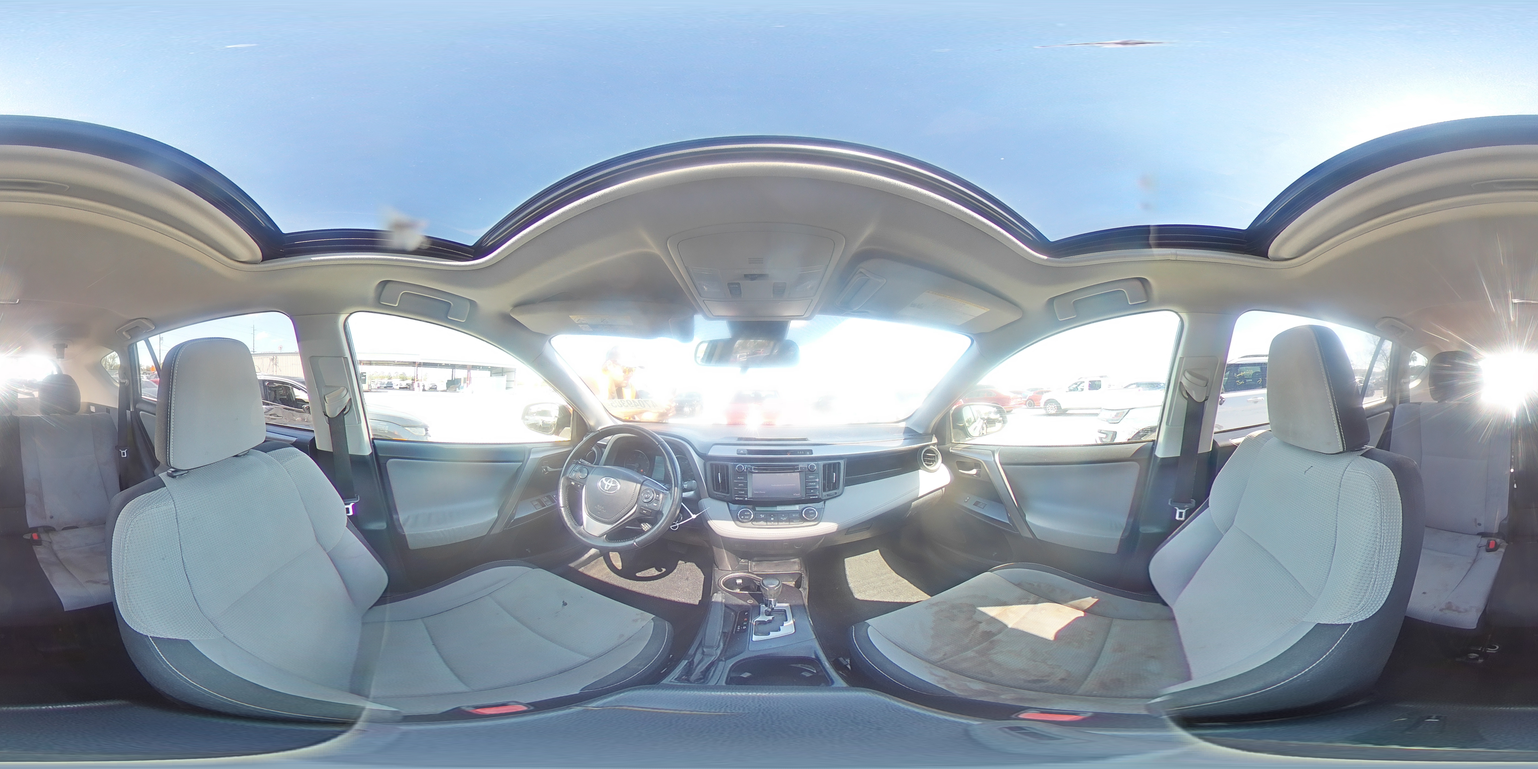 2017 Toyota RAV 4 - Image 14