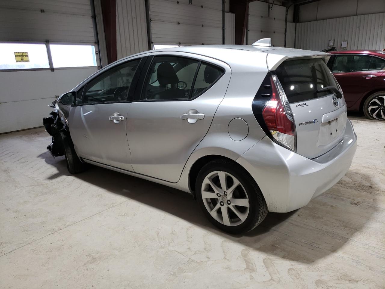 2016 Toyota Prius - Image 2