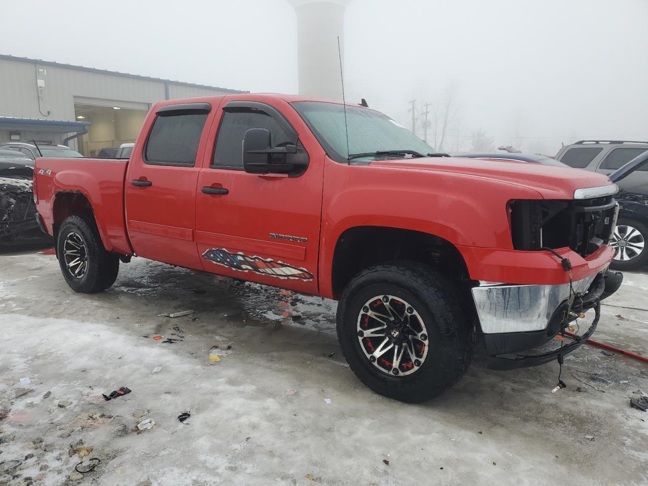 2011 GMC Sierra - Image 4