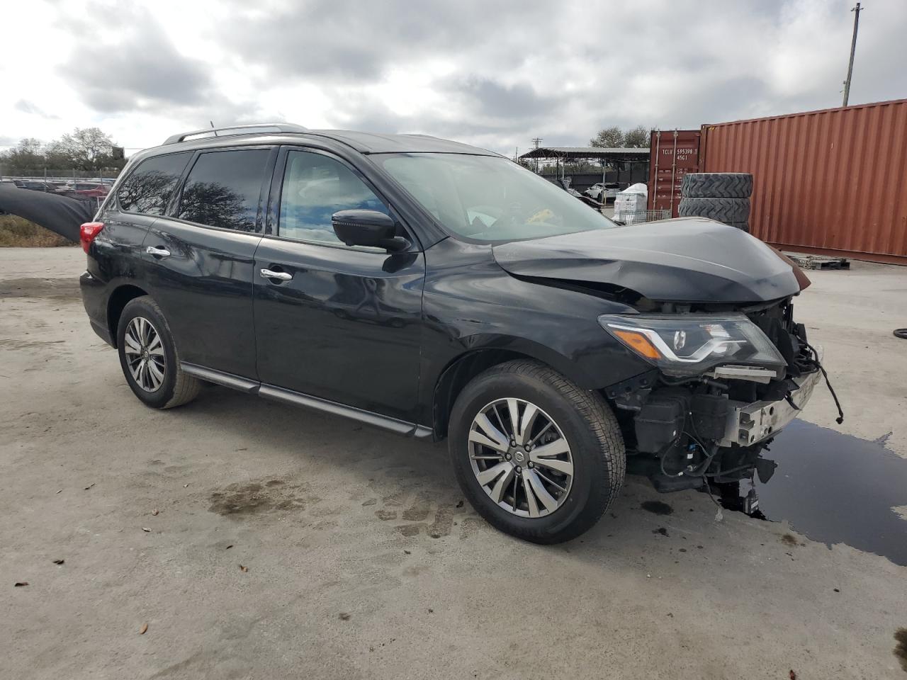 2018 Nissan Pathfinder - Image 4