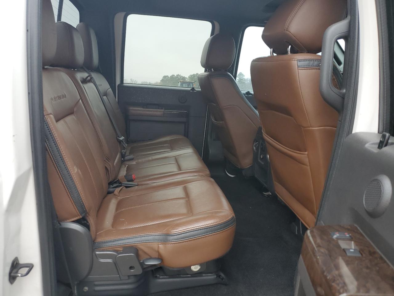 2015 Ford F250 - Image 10