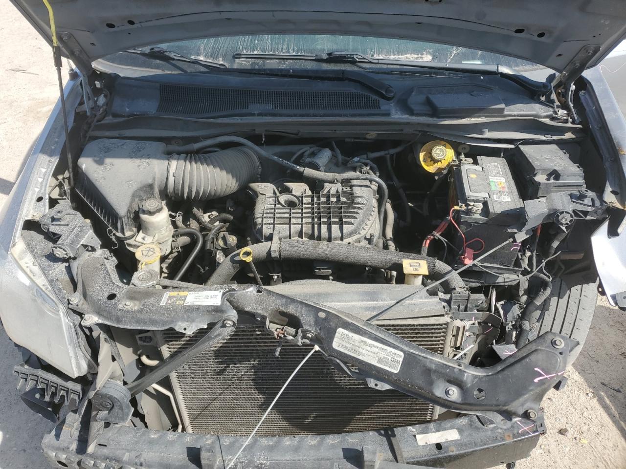 2019 Dodge Caravan - Image 13